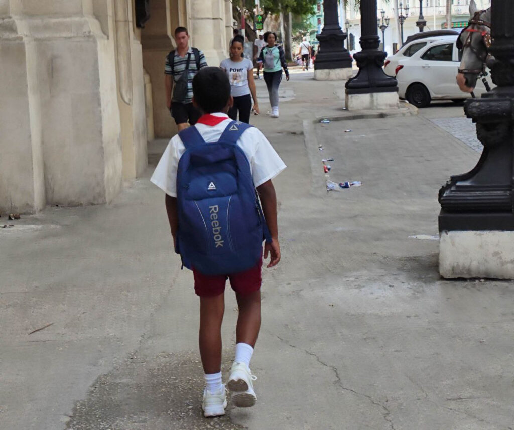 washing-bottles-instead-of-going-to-class,-the-beginning-of-the-school-year-for-many-students-in-havana