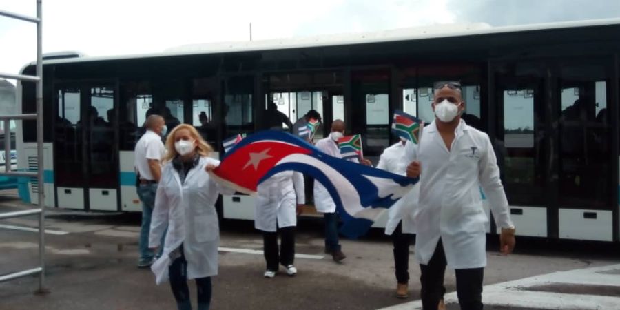 un-golpe-al-bolsillo-del-castrismo:-the-green-cross-enviara-medicos-cubanos-a-honduras