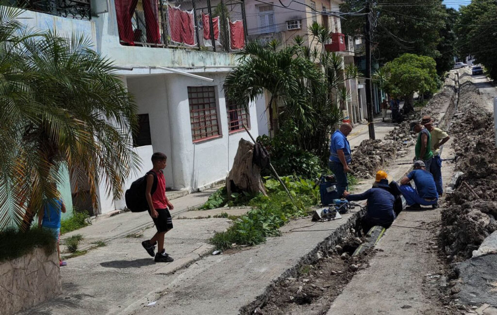 havana-claims-to-have-repaired-the-breakdowns,-but-there-are-neighborhoods-that-are-still-without-water