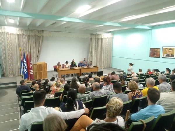 viceministro-de-educacion-superior-constata-preparativos-para-el-inicio-del-curso-en-universidad-pinarena