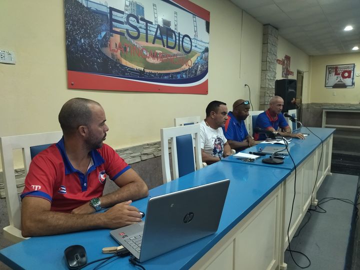 cuba-anuncia-preseleccion-de-60-peloteros-para-el-torneo-premier-12