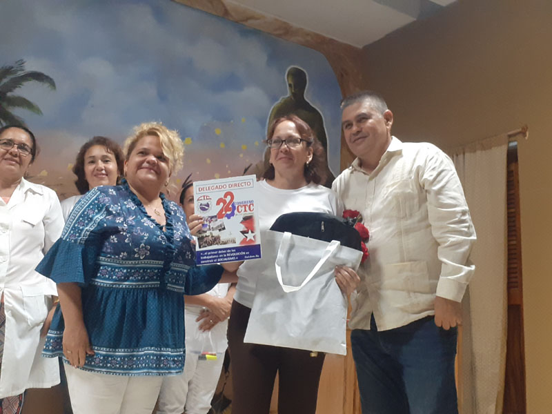 electa-en-holguin-delegada-directa-al-22-congreso-de-la-ctc