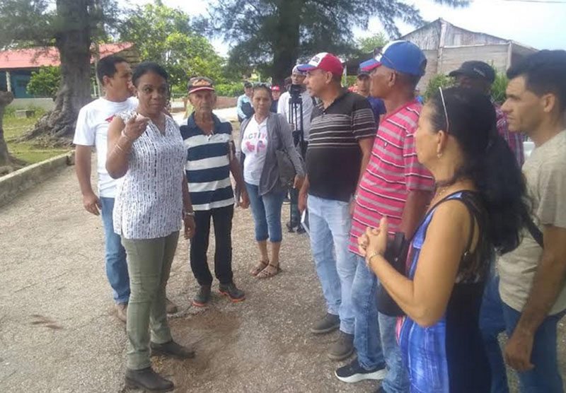 continua-recorrido-ines-maria-chapman-por-municipio-de-banes