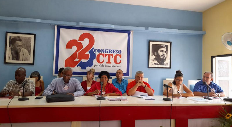 desarrollan-en-el-municipio-de-holguin-conferencia-22-congreso-de-la-ctc