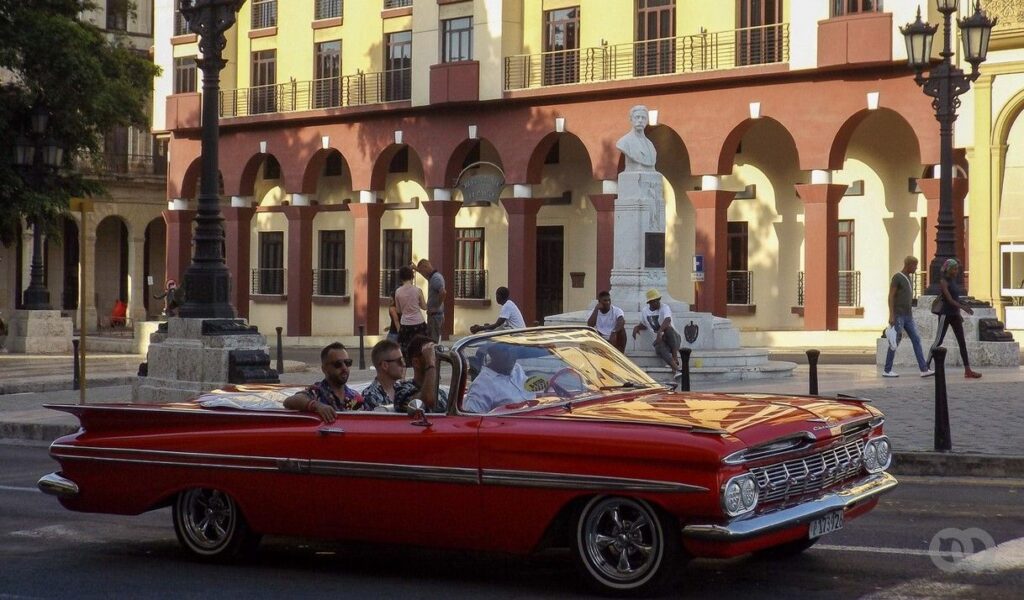 cuba-anticipa-caida-del-16-%-de-turistas-en-2024