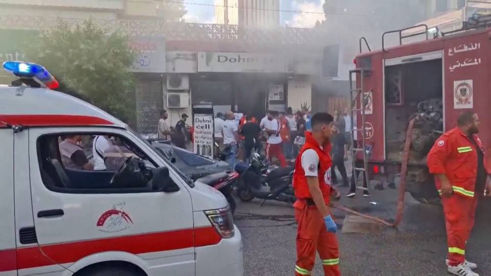 at-least-25-killed-in-walkie-talkie-explosions-in-lebanon,-one-day-after-pager-attack-kills-12