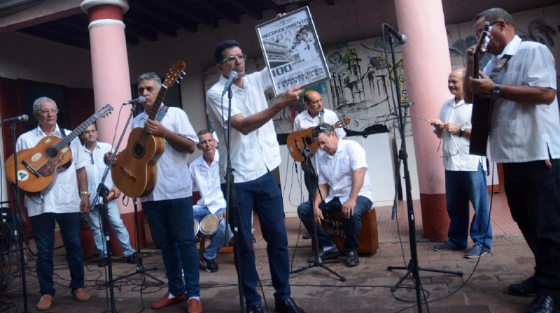 ’bancarizacion’-—-banking-reform-—-and-lack-of-resources-complicate-payments-to-state-musicians-in-cuba