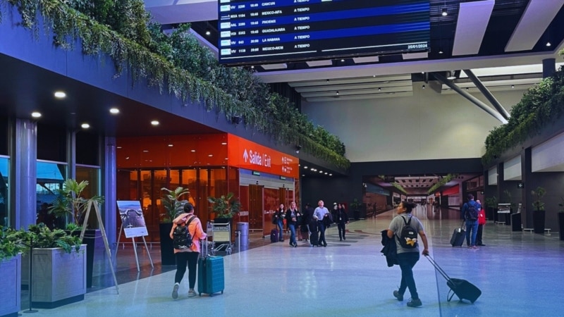 hallan-sana-y-salva-a-familia-cubana-desaparecida-en-aeropuerto-de-mexico