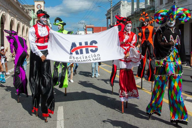 festejos-en-todo-el-pais-por-aniversario-38-de-la-ahs