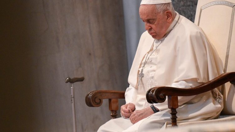 pope-francis-regrets-disinterest-on-peace-for-middle-east